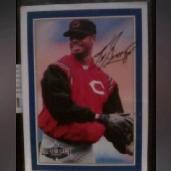 "The Kid" Ken Griffey Jr set of cards - Picture 10 of 10